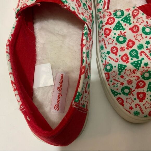 TOMMY BAHAMA FOOTWEAR SHOES FLATS CHRISTMAS EDITION WREATHS TREES CANDY CANES 7 - Picture 6 of 11